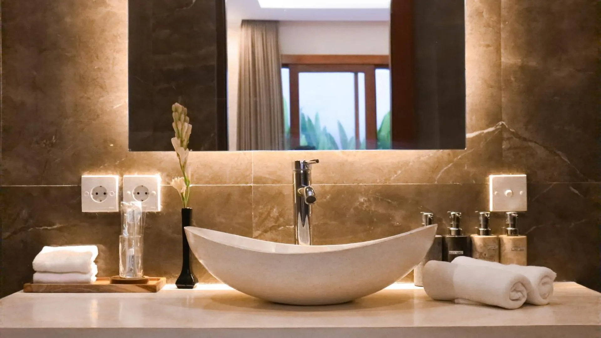 Villa 2Br With Private Pool Villa Sinergi Seminyak Indonesia